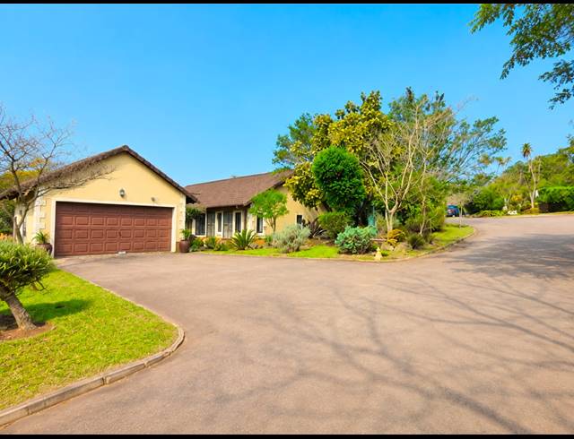 3 BEDROOM HOUSE FOR SALE IN CLIFTON HILL ESTATE
